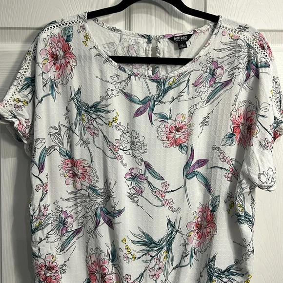 Buffalo David Bitton Tie Front Top - White Floral Print - Large - Picture 2 of 5